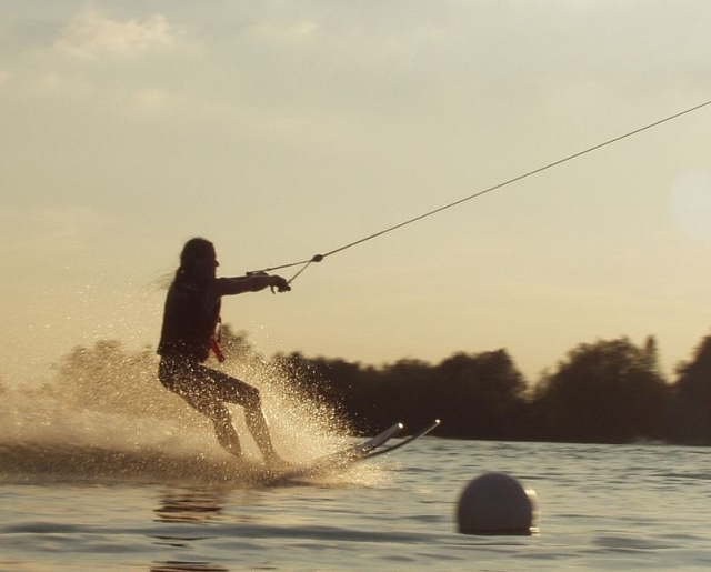  ski nautique 